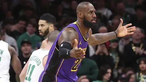 Lesión de LeBron James enciende alarmas en Los Angeles Lakers