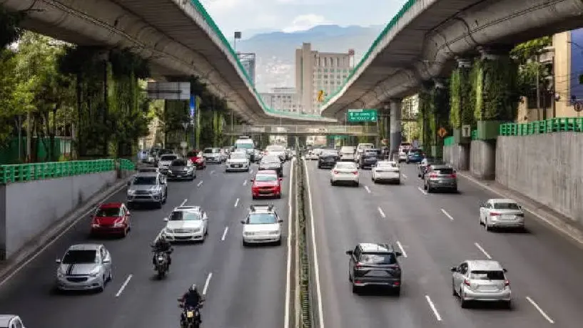 Hoy No Circula: ¿Qué autos NO circulan el 1 de abril de 2025 en CDMX y EDOMEX?