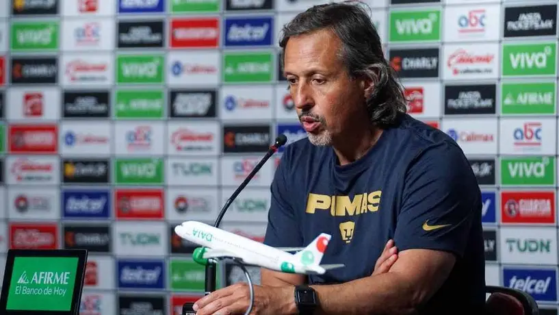 José Maria Bazán, auxiliar de Gustavo Lema, descarta pánico en Pumas 'estamos bien'