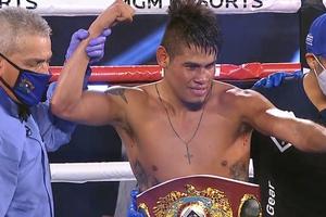 'Vaquero' Navarrete defenderá su título de superpluma OMB ante el filipino Charly Suárez