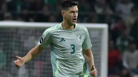 México vs Canadá: César Montes se perderá el duelo de Nations League por suspensión