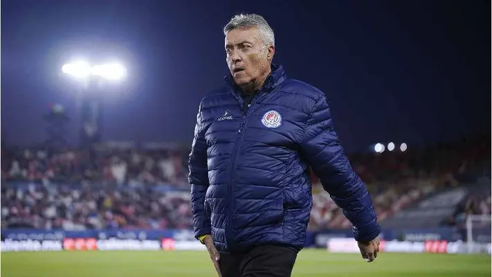Domenec Torrent sobre fichar más jugadores: 'No es fácil convencerlos de este proyecto'
