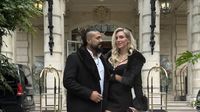 Andrade y Charlotte Flair se divorcian
