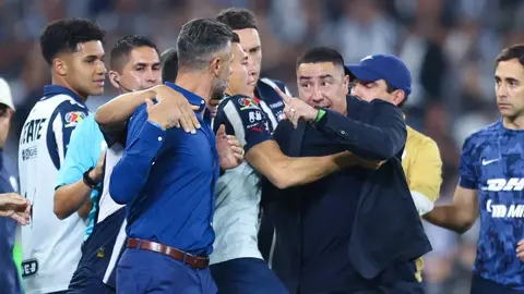 Hugo Sánchez critica actitud de Efraín Juárez en Pumas: "Está en un equipo grande"