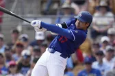 ¡Talento natural! Ohtani demuestra que no solo es talentoso dentro del diamante; también en el futbol
