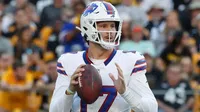 Josh Allen visita México para acompañar a su prometida, Hailee Steinfeld, en su película