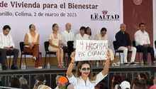 Mujer maquillada como ‘Guasón’ protesta en evento de la Presidenta Sheinbaum