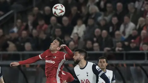 ¡Una ‘cenicienta’ espectacular! AZ Alkmaar derrotó por la mínima al Tottenham