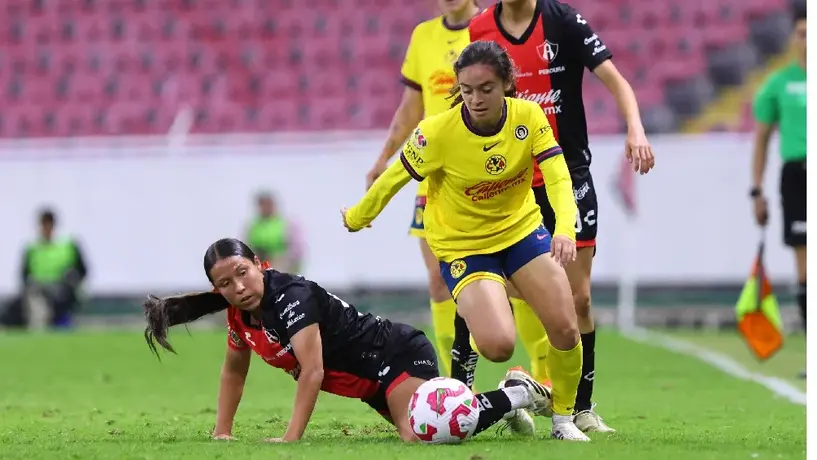 Aylín Aviléz sufrió una rotura de ligamento cruzado anterior; se someterá a una cirugía