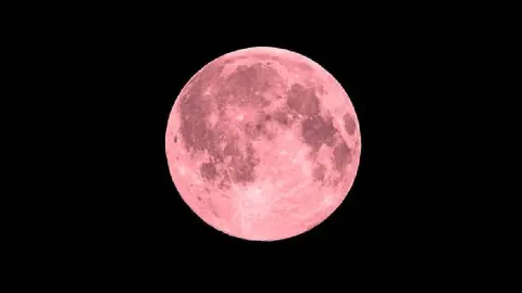 Luna Rosa 2025: Así podrás sacar las mejores fotos con tu celular