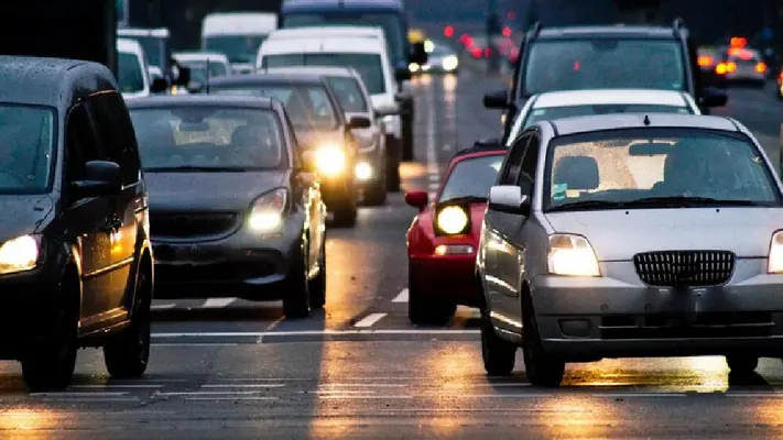 ¿Hay contingencia ambiental? Revisa el Hoy No Circula de este jueves 15 de mayo