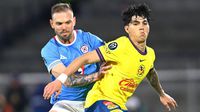 Rotondi festeja victoria de Cruz Azul frente a la afición del América