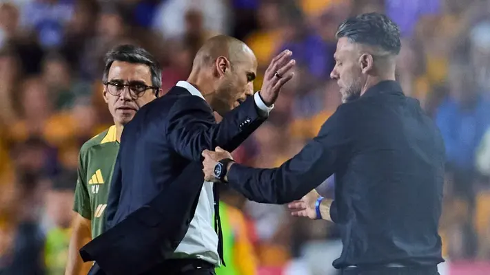 Martín Demichelis critició a Guido Pizarro tras Clásico Regio: "Hay que saber controlar las emociones"