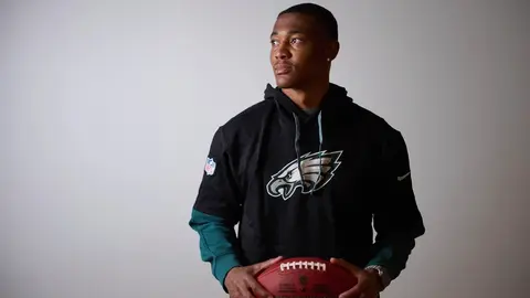 Devonta Smith visita España como embajador de NFL previo al juego en Madrid