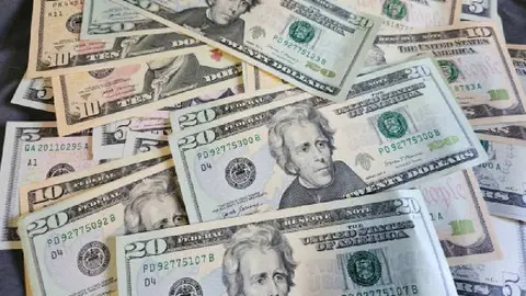 Peso mexicano se mantiene estable frente al dólar hoy 22 de abril