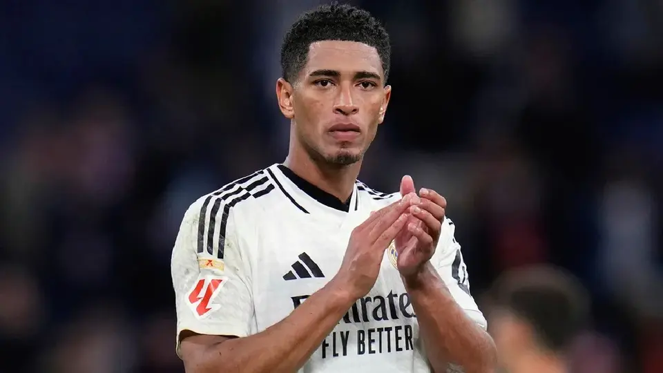 Bellingham luce su español en primera entrevista con Real Madrid