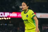 Rebeca Bernal debuta con Washington Spirit y anota penal para ganar su primer título