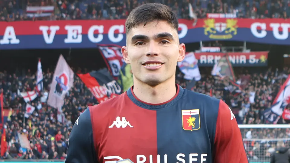 ¿Johan Vásquez a la Premier League? Brentford y Fulham tienen acercamientos con Genoa por el mexicano
