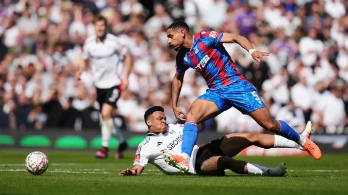 Raúl Jiménez y Fulham son eliminados de FA Cup por Crystal Palace