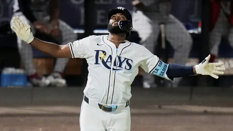 Rays aplastan 16-1 a Red Sox con dos jonrones de Kameron Misner