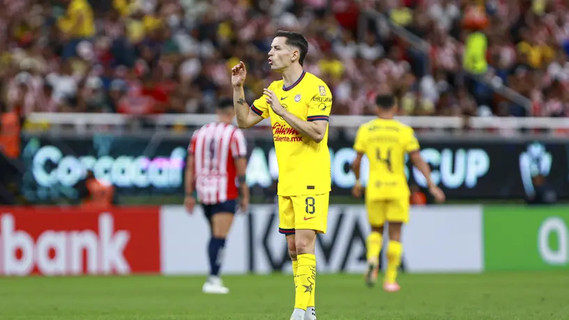Álvaro Fidalgo sobre el penalti no marcado: 'Como no es a favor de América, no hay polémica'