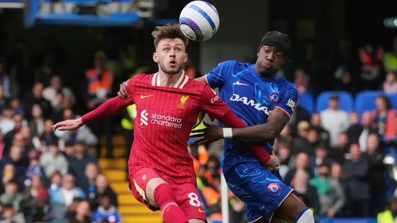 Conor Bradley firma una extensión de contrato con Liverpool