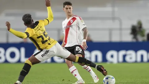 River Plate no puede con Barcelona SC y empatan a ceros en el Monumental