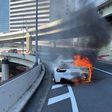 Ahorró 10 años para comprar un Ferrari y se incendia en su primer paseo
