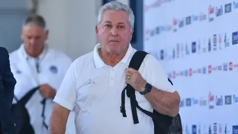 Víctor Manuel Vucetich revienta a directiva de Chivas: 'Es mucha inestabilidad'