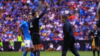 Efraín Juárez y su expulsión, ante Cruz Azul, por decirle al árbitro que fue un desastre