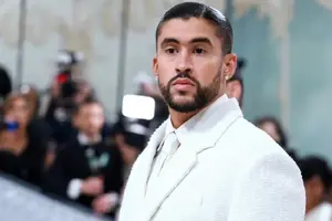 Mauricio Sulaimán y CMB responde a Bad Bunny para pelea contra Canelo Álvarez