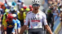 Isaac del Toro brilla en el Giro de Italia y se sube al podio de la Etapa 7