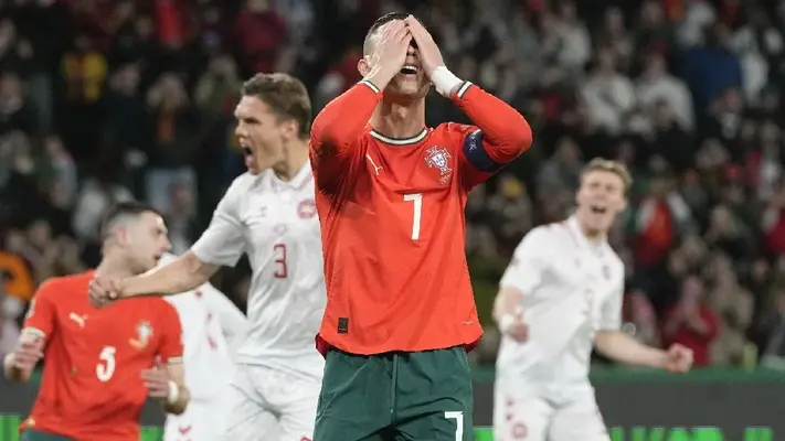 Cristiano Ronaldo falla penal en el Portugal vs Dinamarca