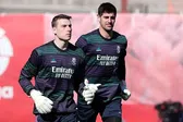 ¡Se quedan sin porteros! Real Madrid apunta a enfrentar a Valencia sin Lunin ni Courtois