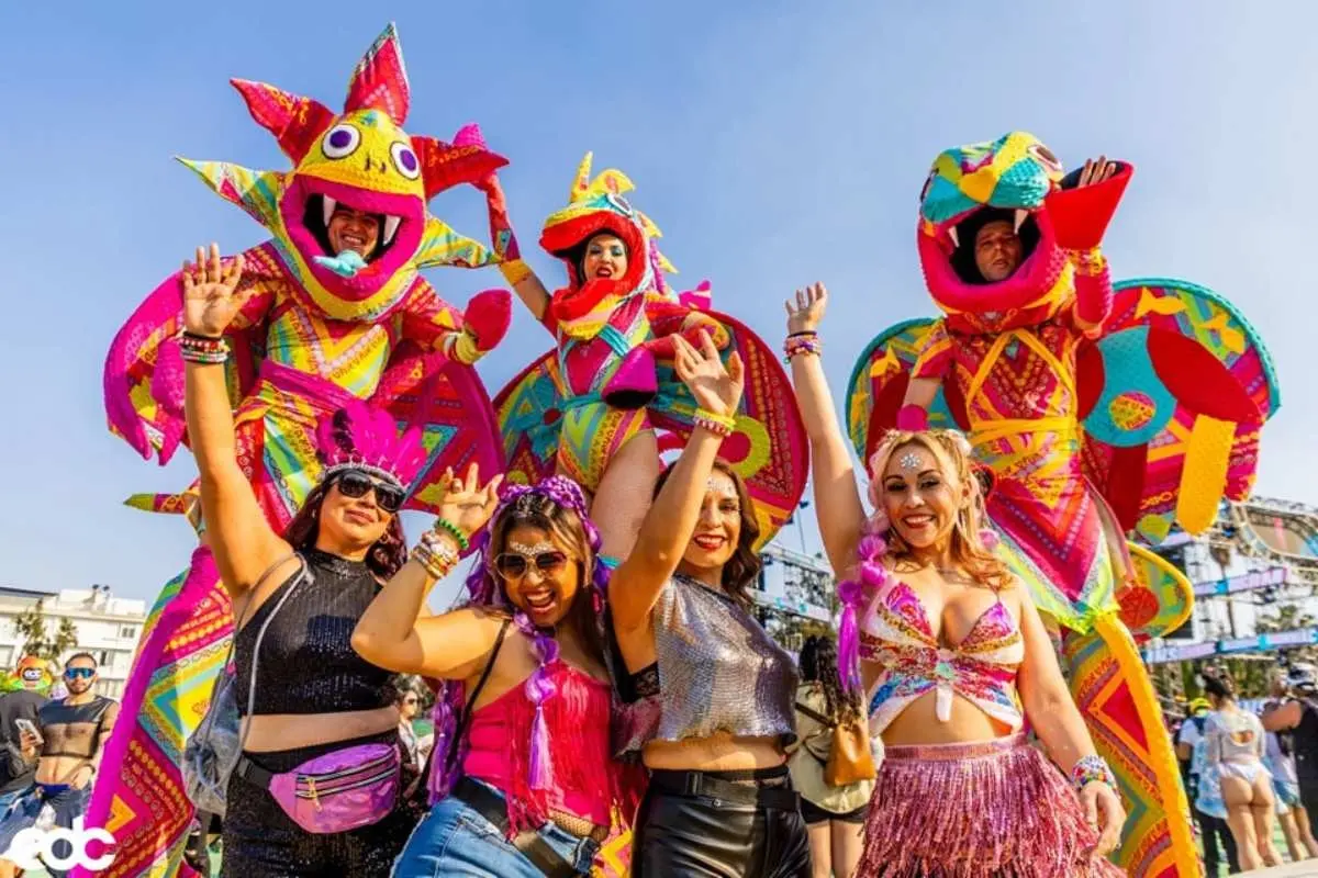 La cultura PLUR nació en la escena rave y sigue viva en el EDC. / FACEBOOK: @ElectricDaisyCarnivalMexico