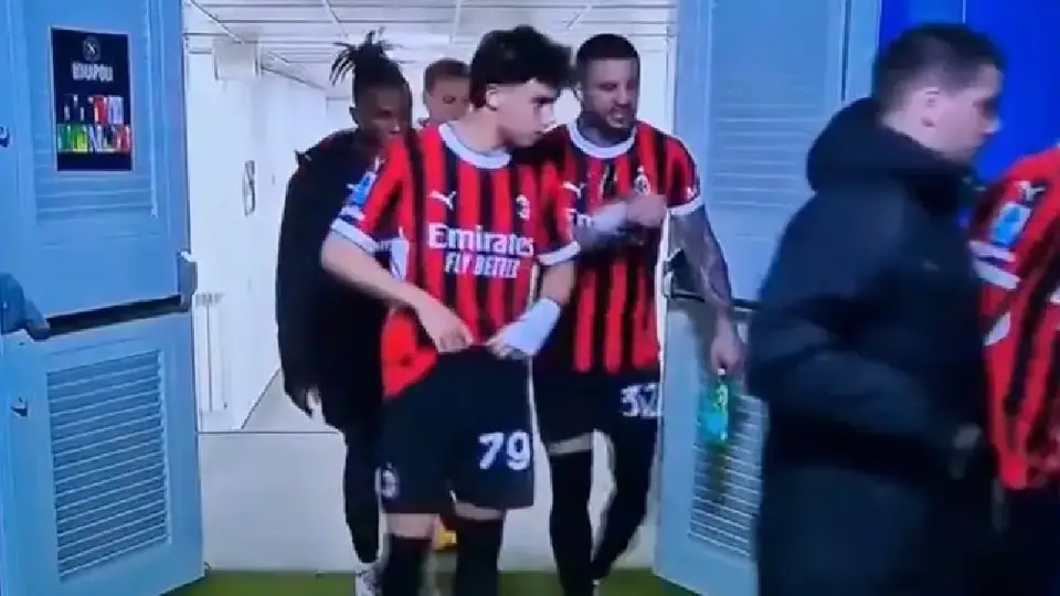 Kyle Walker y el regaño a Joao Félix: 'Pásala, aquí ninguno es Messi'