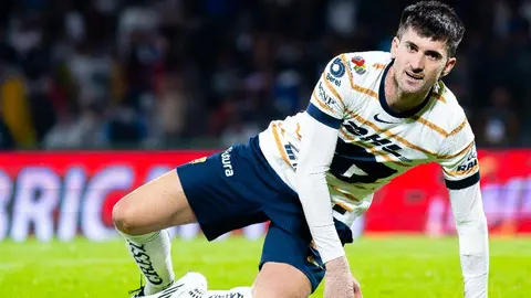Aficionados de Pumas abuchean a Gustavo Lema y a jugadores tras derrota ante América