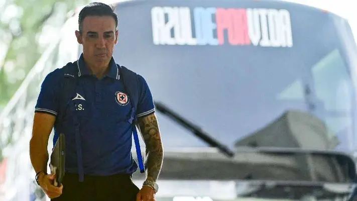Vicente Sánchez agradece la confianza a Cruz Azul, pero sólo se enfoca en el siguiente juego