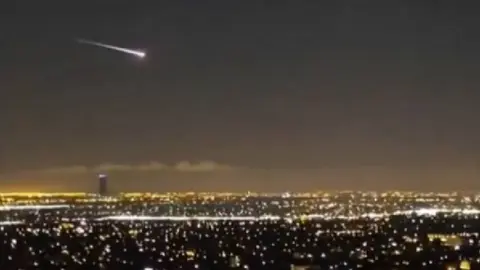 VIDEO: ¿OVNI evitó que meteorito impactara en la CDMX?