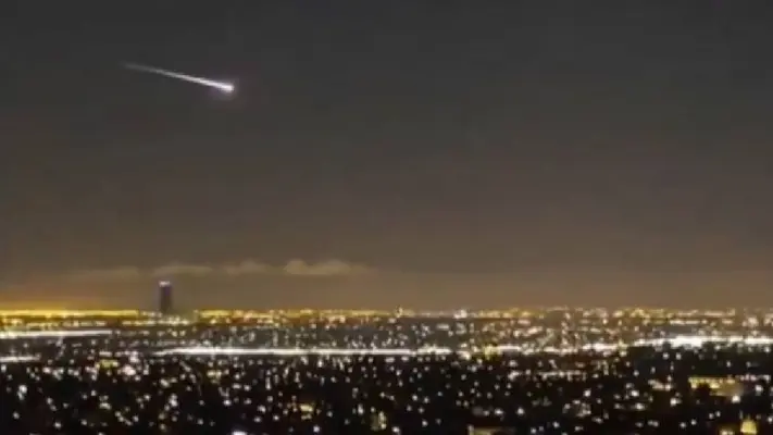 VIDEO: ¿OVNI evitó que meteorito impactara en la CDMX?