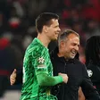 Hansi Flick elogió el nivel de Szczesny tras su actuación en Champions League