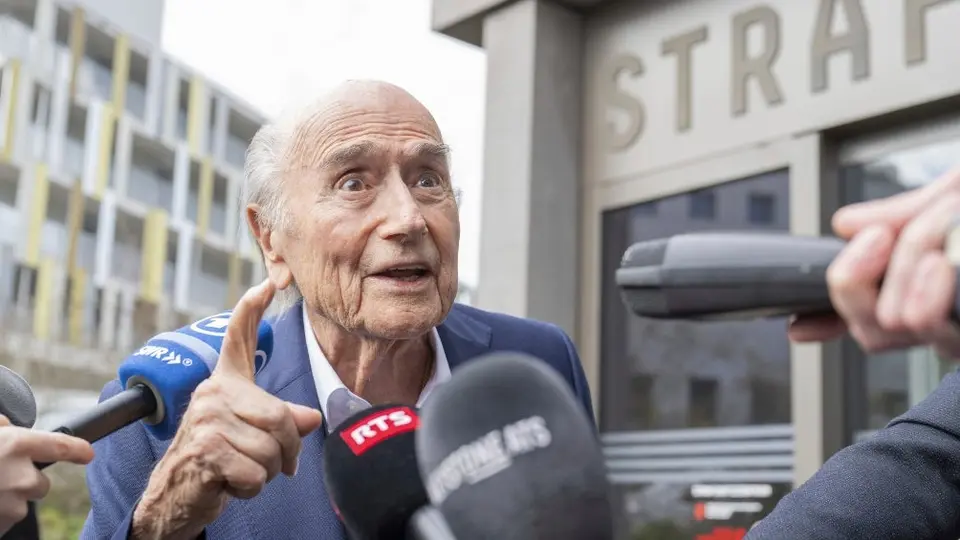 Joseph Blatter y Michel Platini, absueltos en 2do juicio por irregularidades financieras en la FIFA