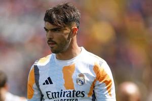 Raúl Asencio 'desapareció' del Real Madrid por un choque con Arbeloa