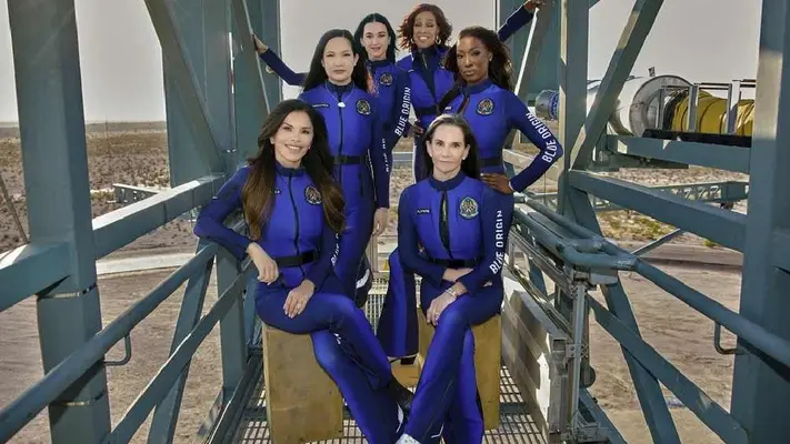 Katy Perry viajó al espacio en misión de Blue Origin exclusiva de mujeres
