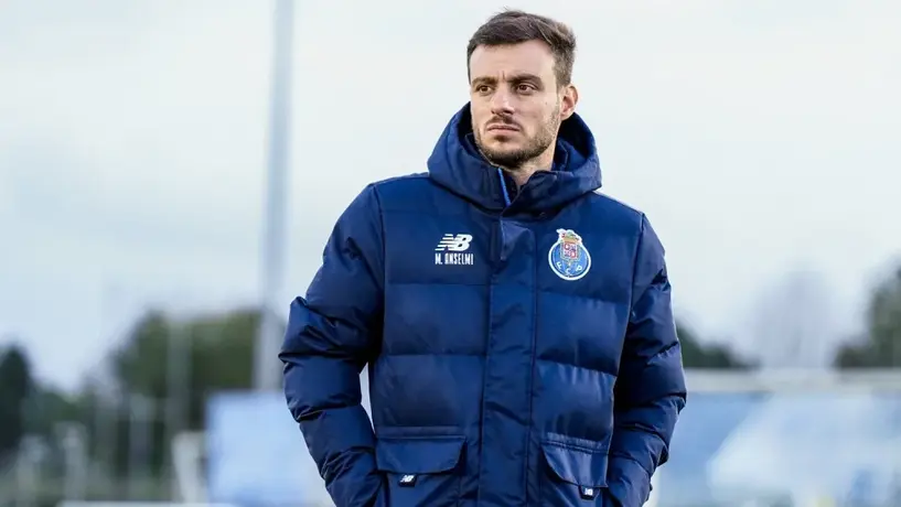 Martín Anselmi es criticado por la prensa en Portugal tras ser goleado por el Benfica