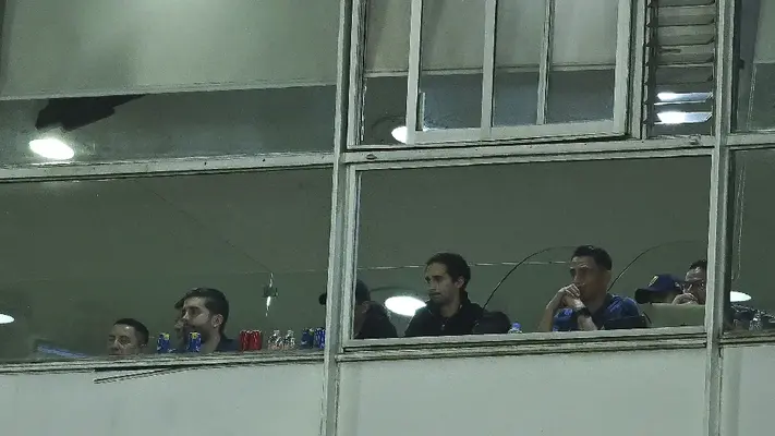 Efraín Juárez se hizo presente en CU para ver el Pumas vs Chivas