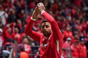 'Pelea' de Alexis Vega con aficionado revive y se hace viral