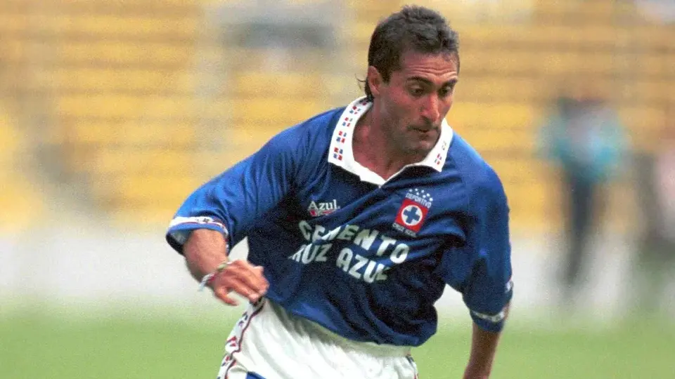 Julio Zamora, exfigura del Cruz Azul busca trabajo en el futbol tras crisis económica