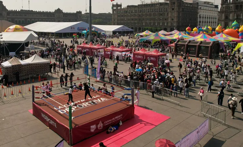El Zócalo se transformará en un espacio de convivencia familiar con ciencia, deporte y cultura por el Día del Niño. /  @ClaraBrugadaM