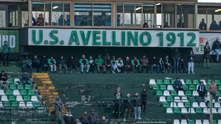 Avellino, el club italiano que cada vez que muere o renuncia un Papa, asciende de categoría